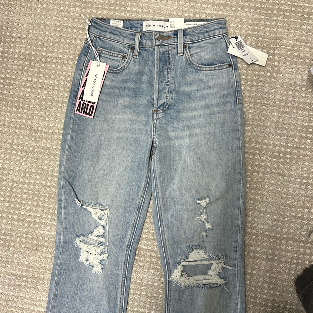 NWT Denim Forum Aritzia Jeans